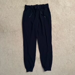 Lulu lemon on the fly jogger 28”